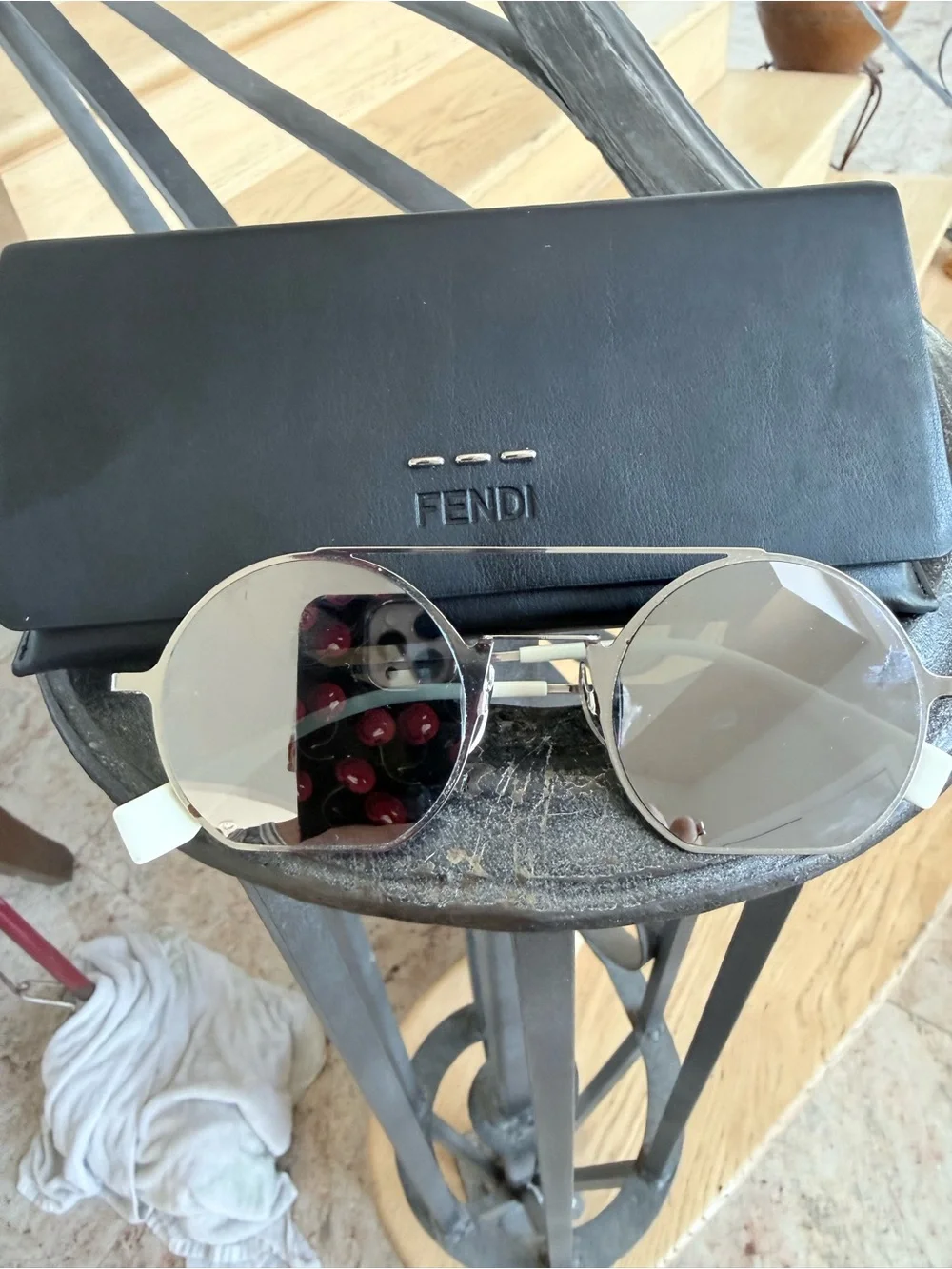 Fendi unisex  Silver Metal Round Sunglasses with Mirrored Lenses